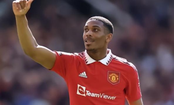 与巴黎圣日 与巴黎圣日